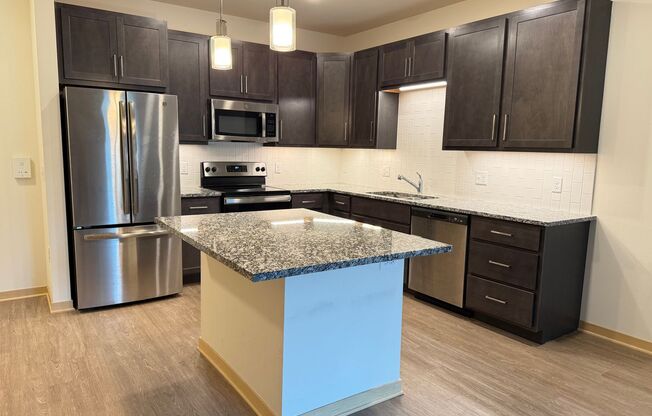 1 bed, 1 bath, 808 sqft, $1,775, Unit Unit 107