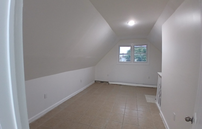 66 LINDEN AVE