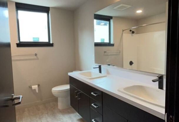 2 beds, 1 bath, 659 sqft, $1,597, Unit 204