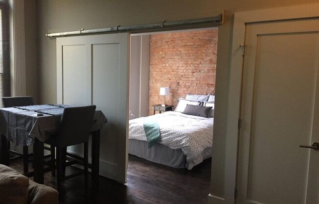 2 beds, 1 bath, 800 sqft, $1,650, Unit 3N