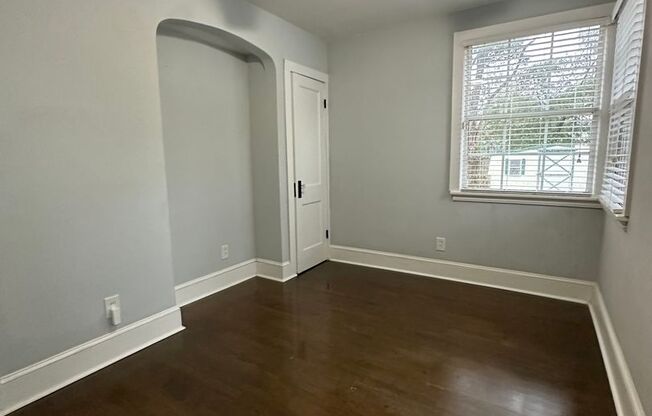 3 beds, 1 bath, $1,950