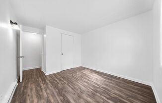 5129 W ROOSEVELT RD