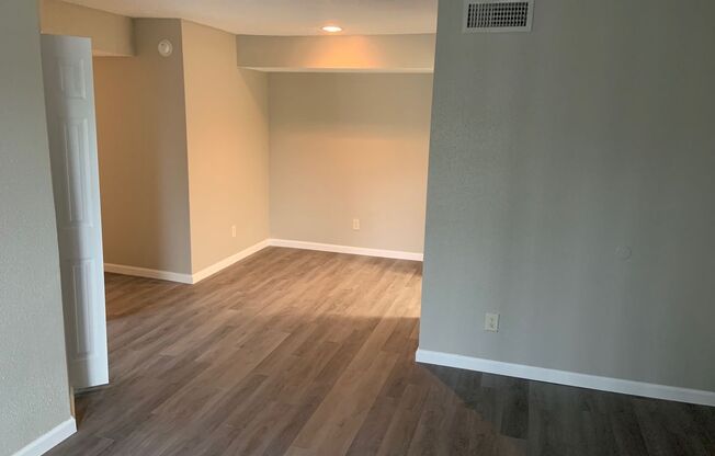 2 beds, 1 bath, $1,500, Unit #208