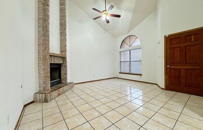 East El Paso 2bed/2bath duplex