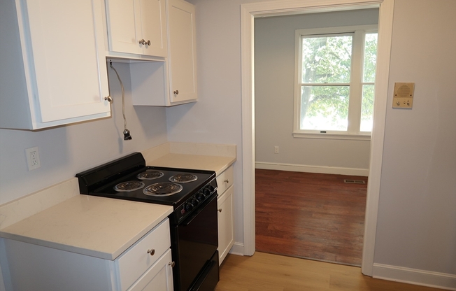 1 bed, 1 bath, 874 sqft, $1,850, Unit A