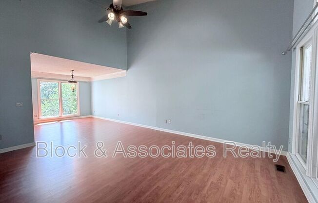 100 DRYWOOD PL