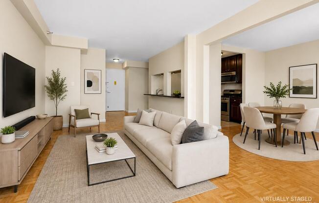 1 bed, 1 bath, 775 sqft, $4,850, Unit 15C