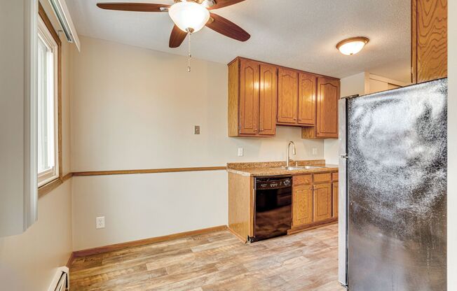 1 bed, 1 bath, 610 sqft, $1,315, Unit 257-303