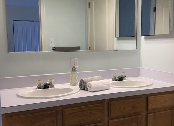 2 beds, 2 baths, 1,198 sqft, $2,800, Unit H303