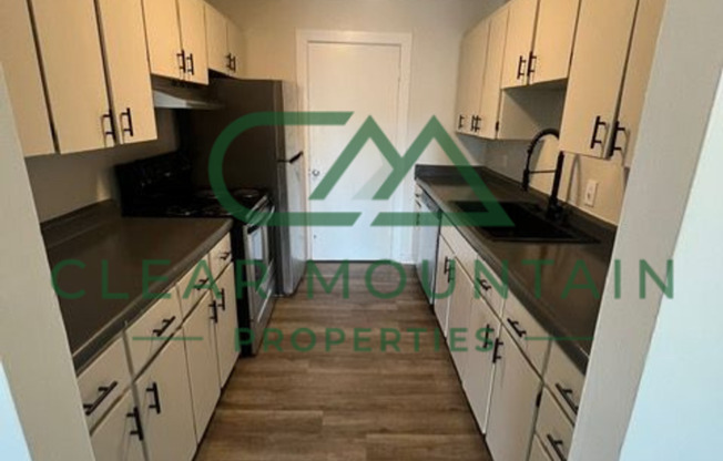 3 beds, 1.5 baths, 1,080 sqft, $1,300, Unit 56