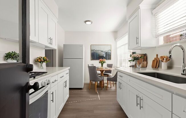 (Ellie:B) 2648-2662 23rd Street