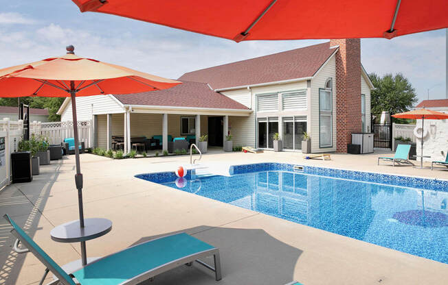 Community swimming pool at Somerset Apartments in Lincoln, NE