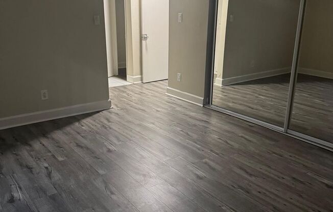 4324 Mammoth Ave LLC