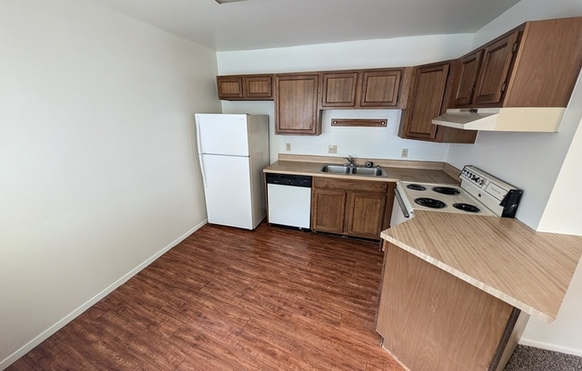 1630 Post Road # 1-4
