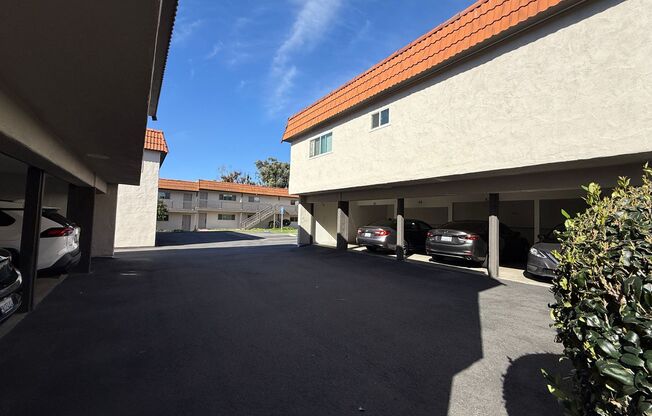 1 bed, 1 bath, 700 sqft, $2,425, Unit 50-19