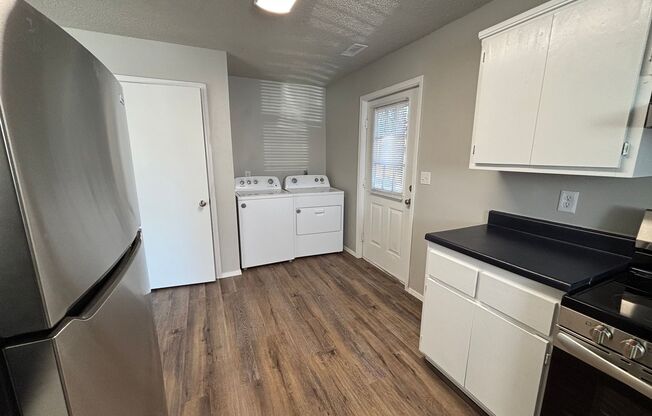 2 beds, 1 bath, $1,200, Unit 1305 W New Hope Rd F1