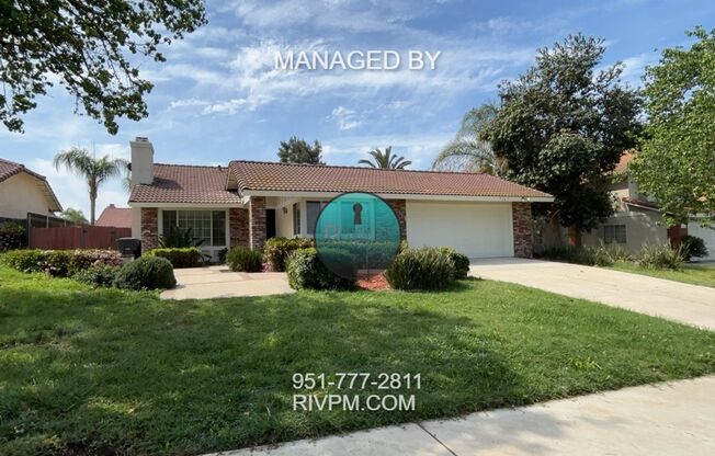 RENTAL HOME IN THE HIGHLY SOUGHT AFTER ORANGECREST, RIVERSIDE!! SOLAR HOME PAID!! AVAILABLE NOW!!