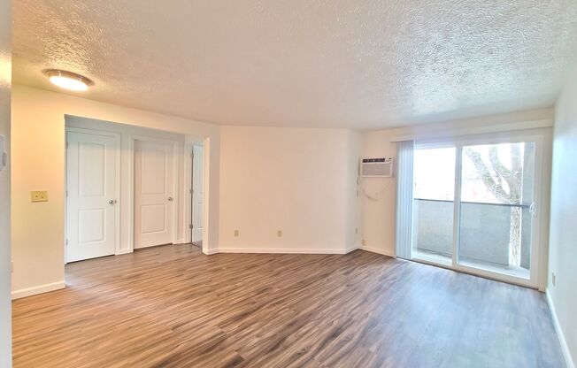 2 beds, 1 bath, 850 sqft, $1,150, Unit 1