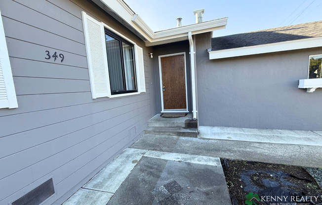 Bright Multi-Level 4BR Home with Two Primary Bedrooms