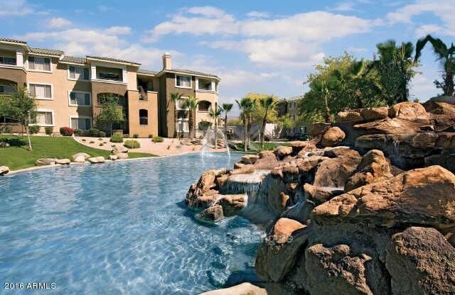 1 bed, 1 bath, 692 sqft, $1,140, Unit 367