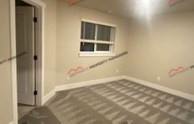 3 beds, 2.5 baths, 1,292 sqft, $1,895, Unit #T-1