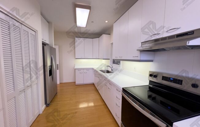 A Secluded 3 bedroom / 3 Bathroom house in the area of Punchbowl. 2000 Square Feet