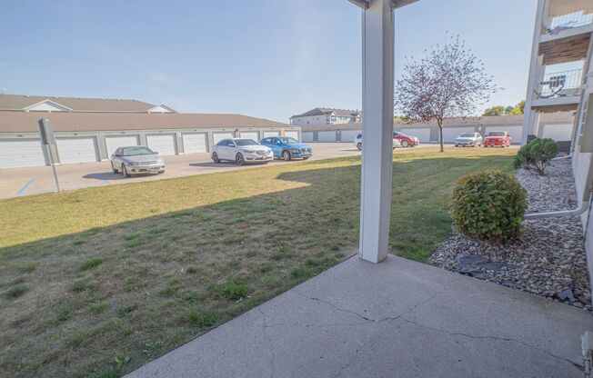 2 beds, 1 bath, 815 sqft, $865, Unit 1414-209