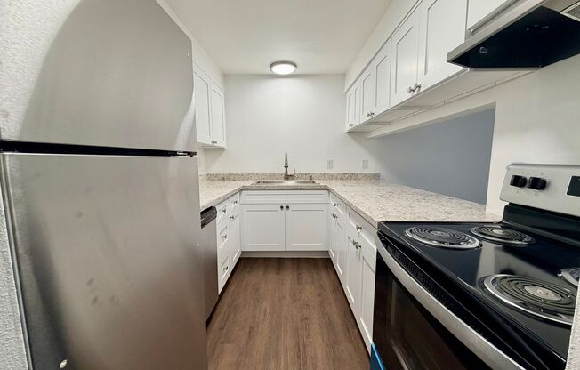 Welcome to Sun Vista Apartments