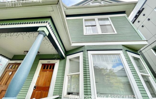 1114 13 AVE