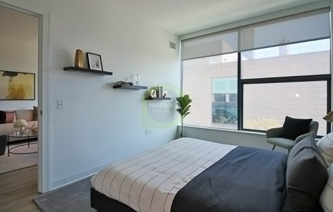 803 W VAN BUREN