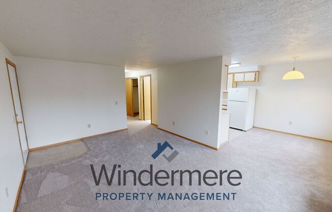 2 beds, 1 bath, 828 sqft, $1,095, Unit 16