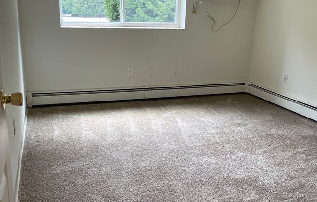 1 bed, 1 bath, 600 sqft, $1,475, Unit A - 14