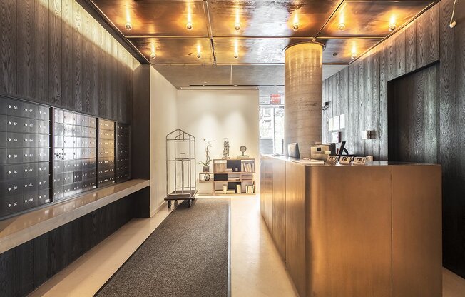 Studio, 1 bath, 460 sqft, $3,600, Unit 10E