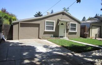 CHARMING 3 BEDROOM, 1 BATHROOM HOME IN DOWNTOWN WILLOW GLEN. MUST SEE!!!
