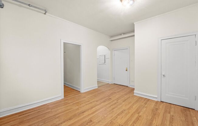 1 bed, 1 bath, 488 sqft, $1,650, Unit 105