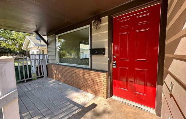 Spacious 3 Bedroom/1.5 Bath with a Bonus Room