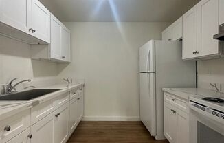 2 beds, 1 bath, 875 sqft, $1,295, Unit # 5404