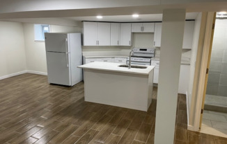 5433 W EDDY