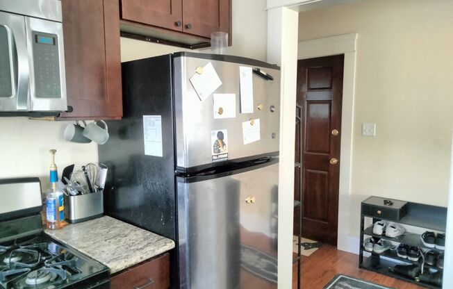 1 bed, 1 bath, $1,695, Unit Unit 6