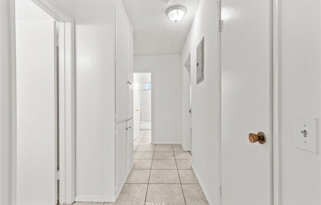 4924 Kester Ave, Sherman Oaks CA 12