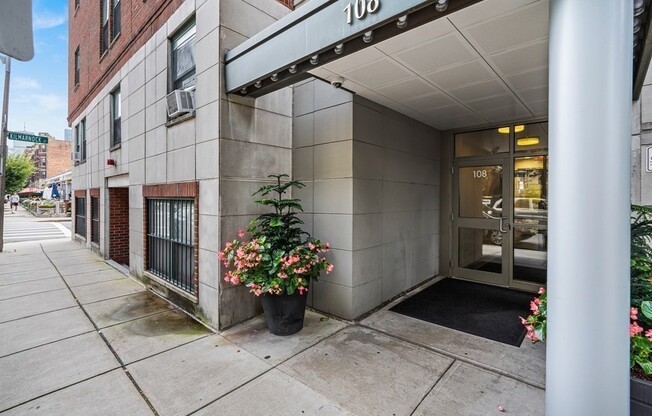 1 bed, 1 bath, 624 sqft, $2,950, Unit 7A