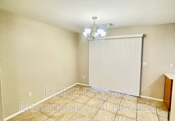 3528 LAGUNA VENETA AVE