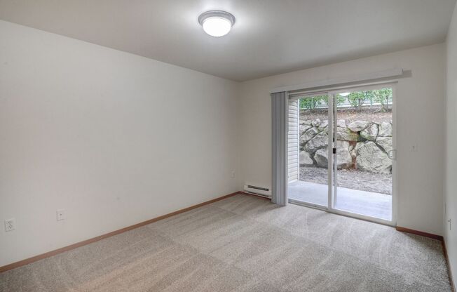 2 beds, 2 baths, 1,060 sqft, $2,050, Unit F106