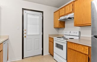 3 beds, 2 baths, $1,250, Unit Unit A