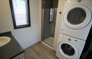 Studio, 1 bath, 375 sqft, $845, Unit 4