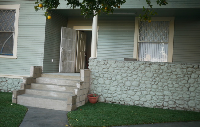 Charming 4-Bedroom, 2-Bathroom Single Family Home in San Bernardino