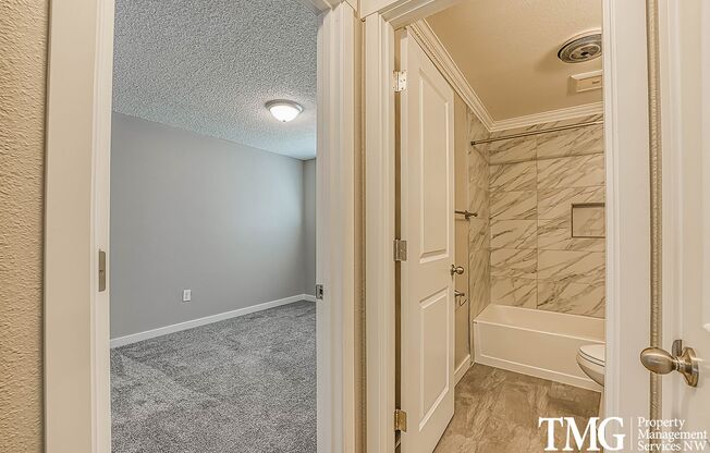 2 BD Unit with Covered Deck