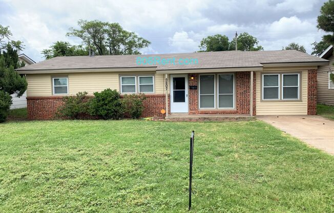 4 Bedrooms in Convenient  Location