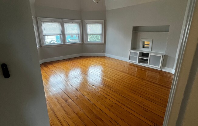 384 NEWTONVILLE AVE