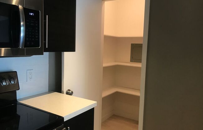 2 beds, 2 baths, $2,795, Unit 205